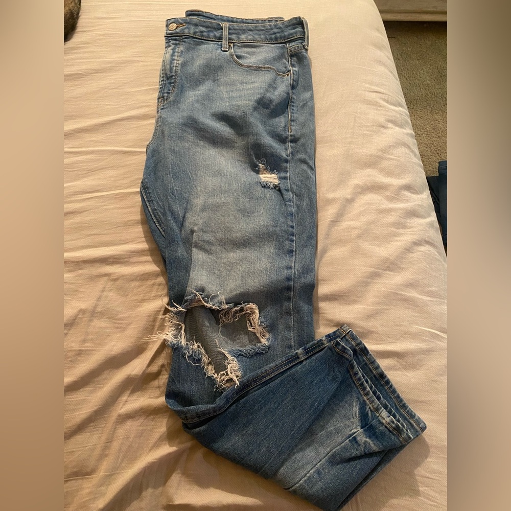 Old Navy size 18 ripped jeans